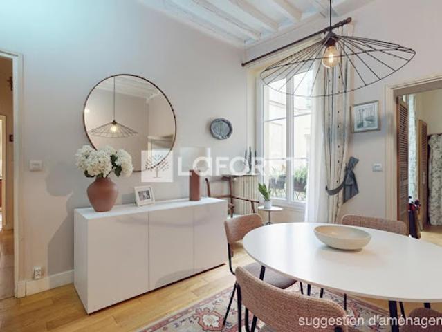 Vente Appartement 5 pièces 84.02 m2 Paris 10ème