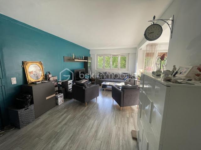 Vente Appartement 5 pièces 84 m2 Chilly Mazarin