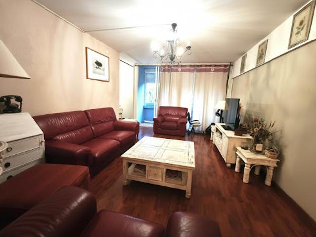 Vente Appartement 5 pièces 85 m2 Apt