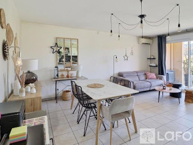 Vente Appartement 5 pièces 86 m2 Hyeres