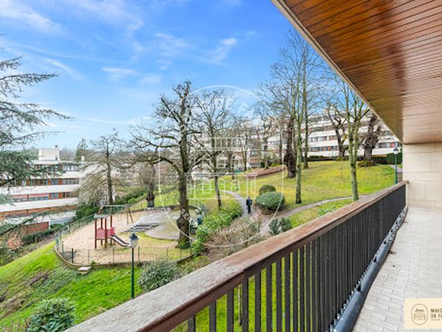 Vente Appartement 5 pièces 89 m2 La Celle Saint Cloud