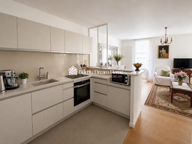 Vente Appartement 5 pièces 90 m2 Biarritz