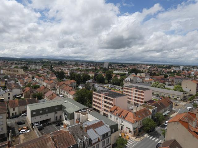 Vente Appartement 5 pièces 90 m2 Montluçon