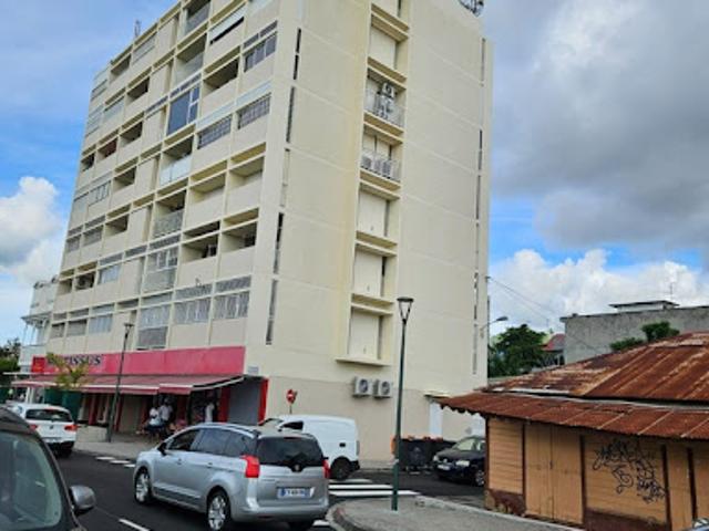 Vente Appartement 5 pièces 90 m2 Pointe a pitre