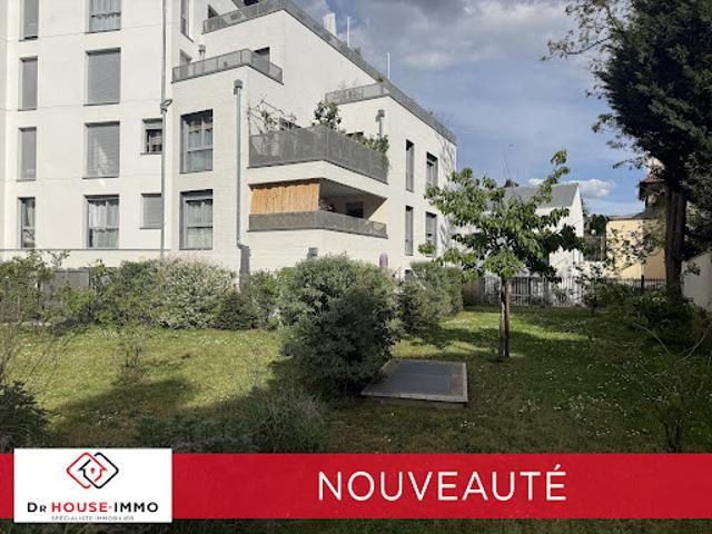 Vente Appartement 5 pièces 91.86 m2 Nanterre