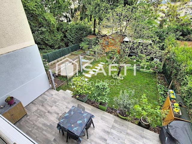 Vente Appartement 5 pièces 91 m2 Le Plessis Robinson