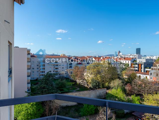 Vente Appartement 5 pièces 92.63 m2 Lyon 8ème