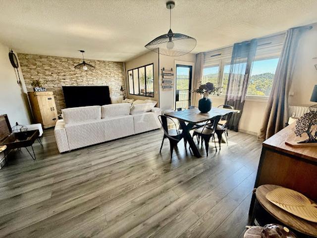 Vente Appartement 5 pièces 93.44 m2 Salon de Provence