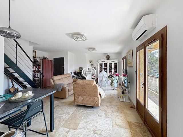 Vente Appartement 5 pièces 97.7 m2 Bandol