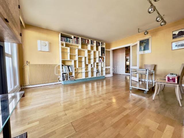 Vente Appartement 5 pièces 97 m2 Stains