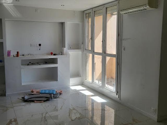 Vente Appartement 5 pièces 95 m2 Marseille 11ème