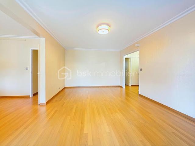 Vente Appartement 5 pièces 96.83 m2 Rosny sous Bois
