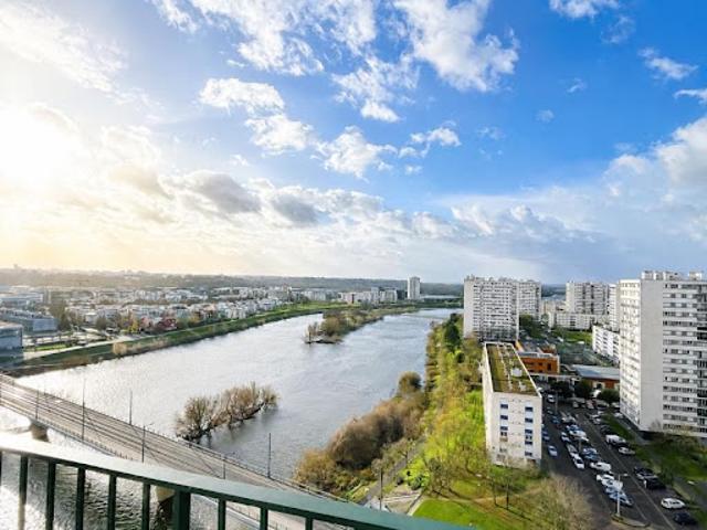 Vente Appartement 5 pièces 96 m2 Tours