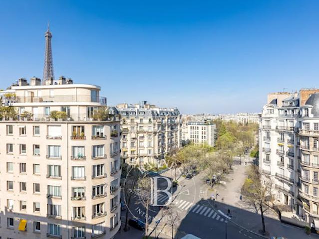 Vente Appartement 5 pièces 98.99 m2 Paris 15ème