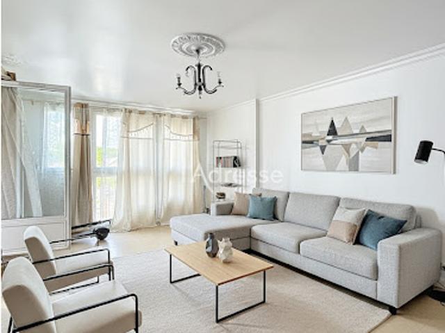 Vente Appartement 5 pièces 99 m2 Évry Courcouronnes