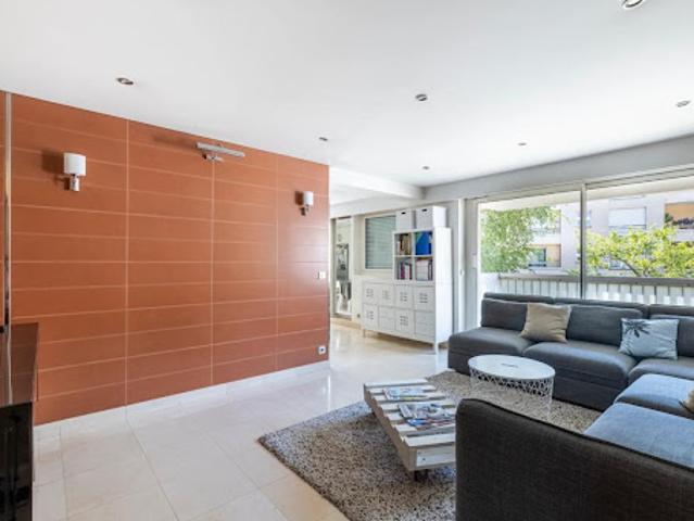 Vente Appartement 5 pièces 102.11 m2 Pantin