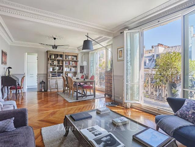 Vente Appartement 5 pièces 102.12 m2 Paris 17ème