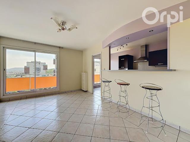 Vente Appartement 5 pièces 102.61 m2 Clermont Ferrand