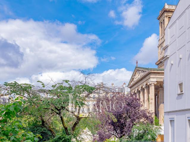Vente Appartement 5 pièces 102 m2 Paris 10ème