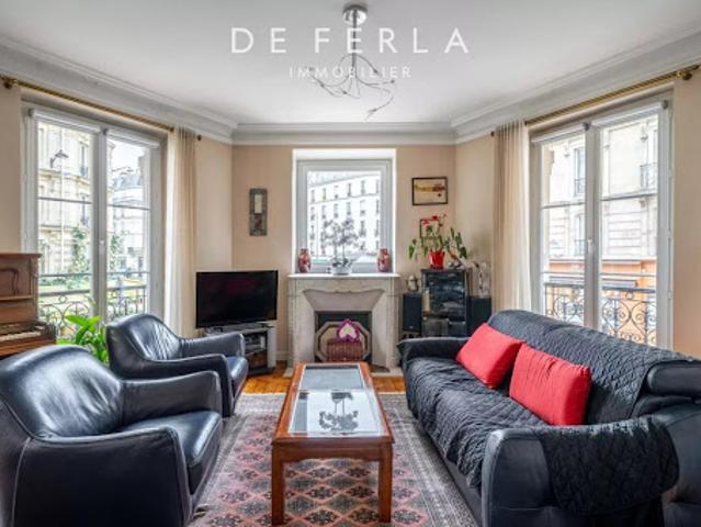 Vente Appartement 5 pièces 105.61 m2 Paris 5ème