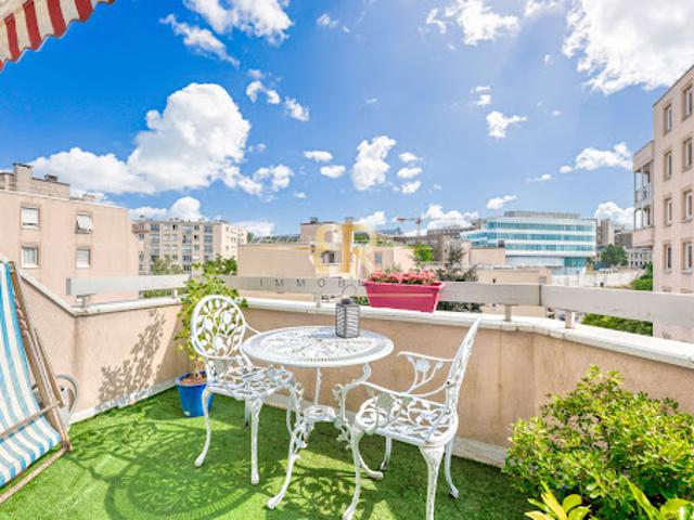 Vente Appartement 5 pièces 105 m2 Gentilly