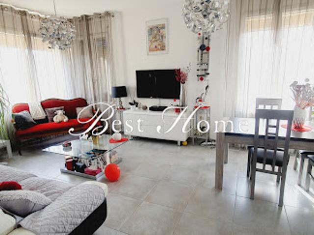 Vente Appartement 5 pièces 105 m2 Nimes