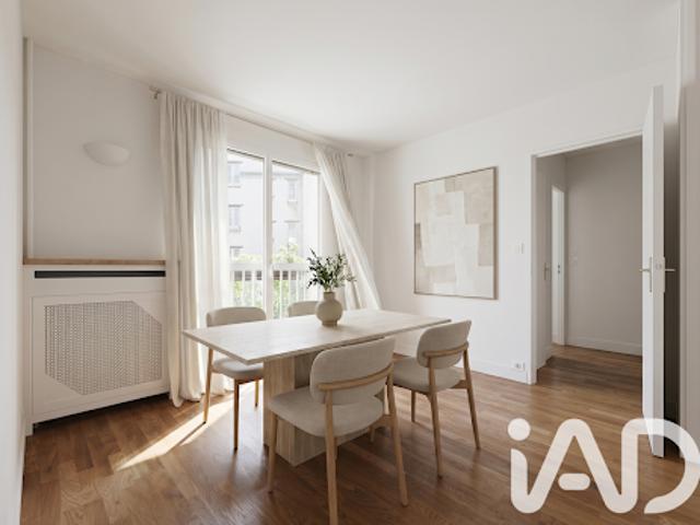 Vente Appartement 5 pièces 105 m2 Paris 18ème