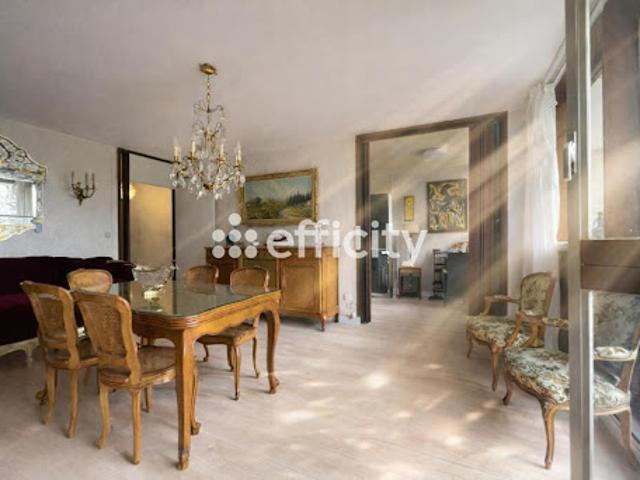 Vente Appartement 5 pièces 105 m2 Versailles