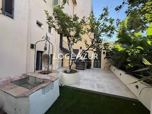 Vente Appartement 5 pièces 106 m2 Antibes