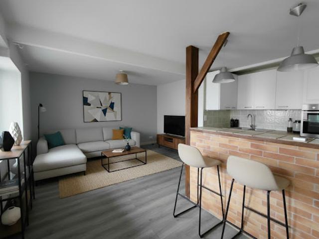 Vente Appartement 5 pièces 106 m2 Maurs
