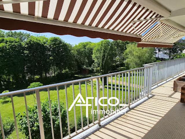 Vente Appartement 5 pièces 106 m2 Tours