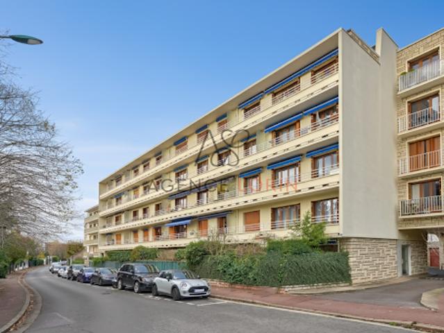 Vente Appartement 5 pièces 107.02 m2 Le Vésinet