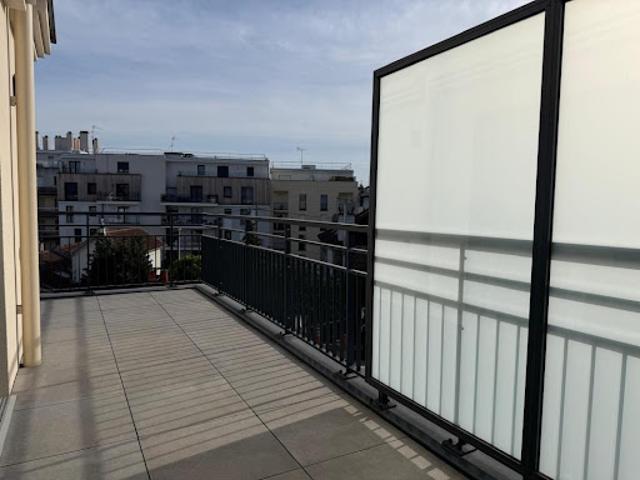 Vente Appartement 5 pièces 107 m2 Villemomble
