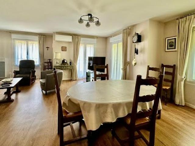 Vente Appartement 5 pièces 108.73 m2 Angers