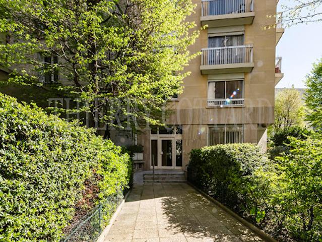 Vente Appartement 5 pièces 109.05 m2 Paris 15ème