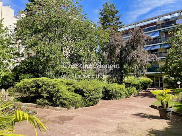 Vente Appartement 5 pièces 109.14 m2 Neuilly sur Seine