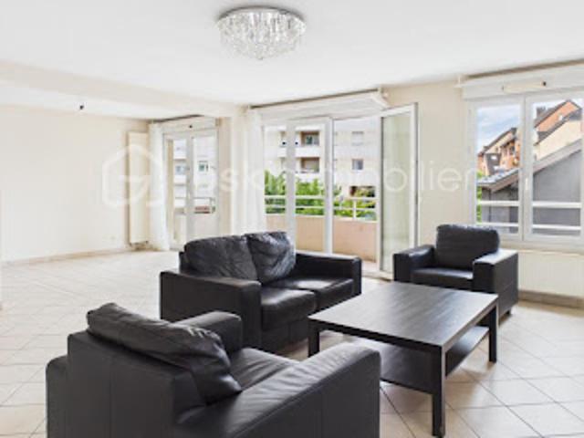 Vente Appartement 5 pièces 109 m2 Gaillard