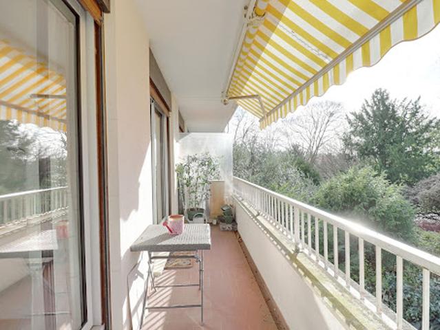 Vente Appartement 5 pièces 109 m2 Le Mesnil le Roi
