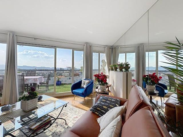 Vente Appartement 5 pièces 109 m2 Pau