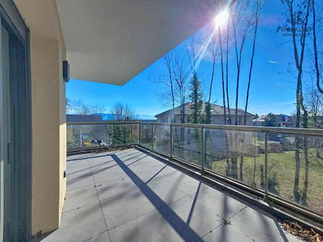 Vente Appartement 5 pièces 110 m2 Divonne les Bains