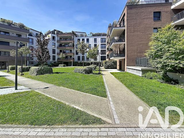 Vente Appartement 5 pièces 110 m2 Le Plessis Robinson
