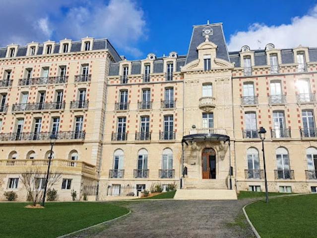 Vente Appartement 5 pièces 111.4 m2 Arcachon