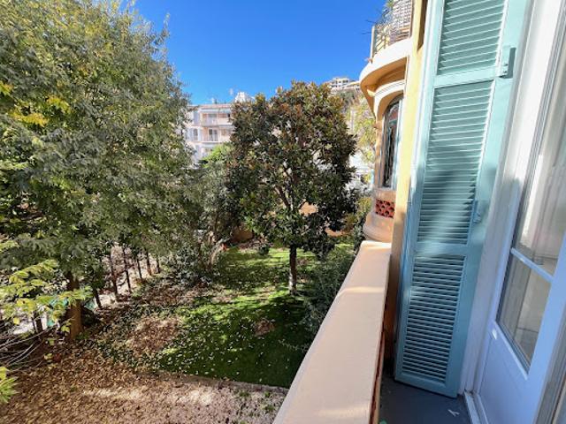 Vente Appartement 5 pièces 111.81 m2 Nice