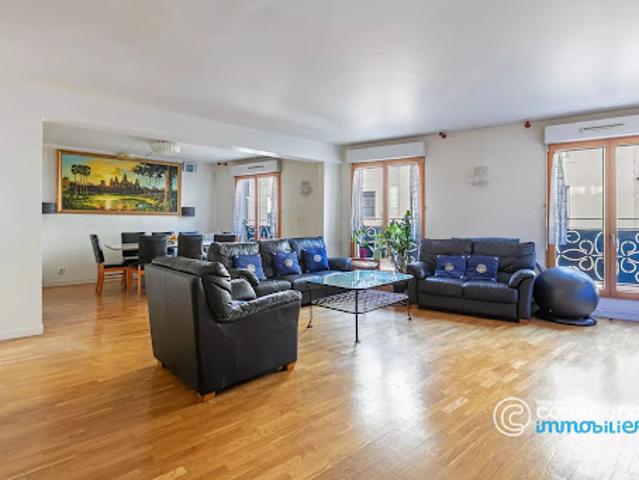 Vente Appartement 5 pièces 112.02 m2 Paris 10ème