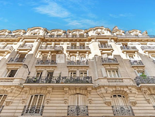 Vente Appartement 5 pièces 112 m2 Paris 17ème