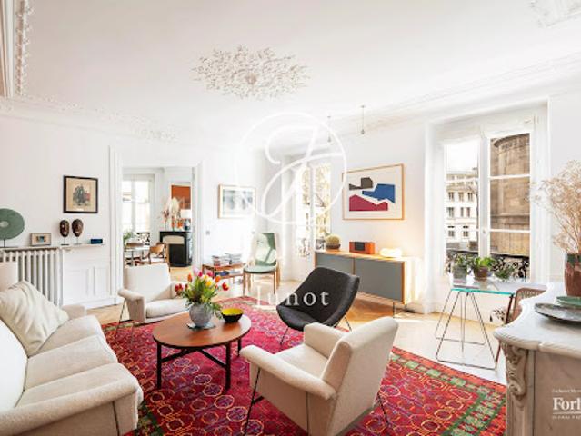 Vente Appartement 5 pièces 114.05 m2 Paris 10ème