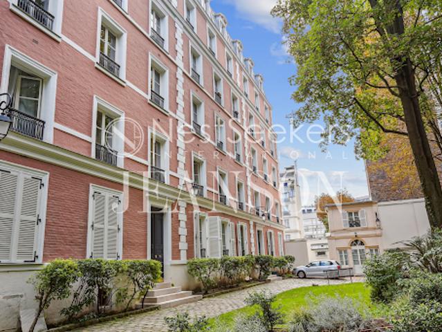 Vente Appartement 5 pièces 114 m2 Paris 8ème