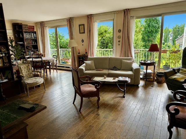 Vente Appartement 5 pièces 116 m2 Versailles