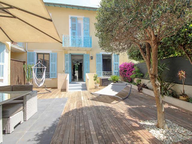 Vente Appartement 5 pièces 117.27 m2 Nice