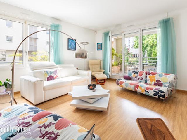 Vente Appartement 5 pièces 117.2 m2 Courbevoie